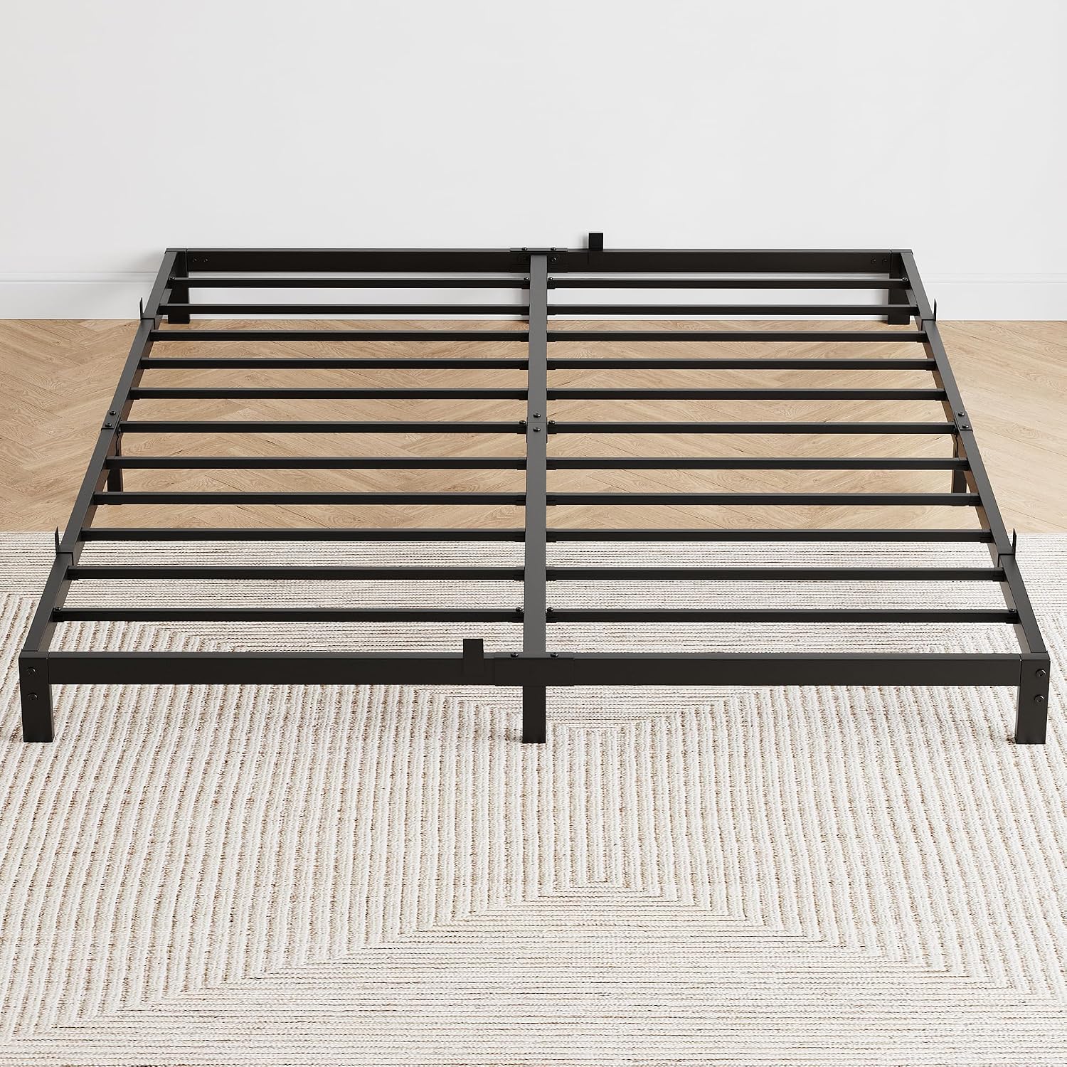 Canopy Bed Frame Metal Queen - إطار سرير معدني متين من جارفي